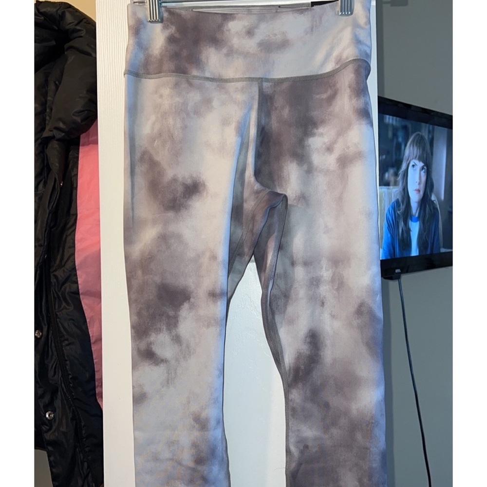 Nike mid rise cropped leggings